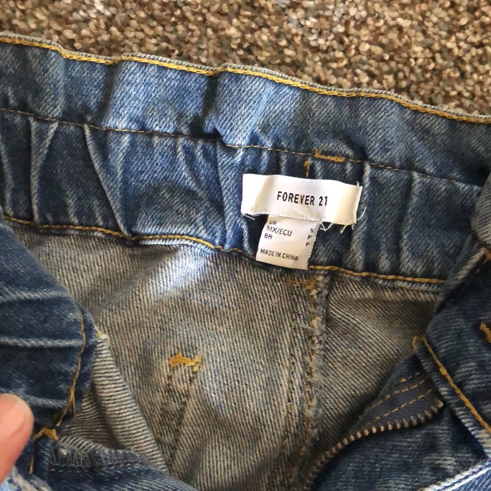 Jeans - Picture 3 of 12